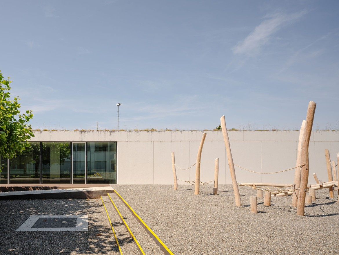 2210 000 bkg architekten